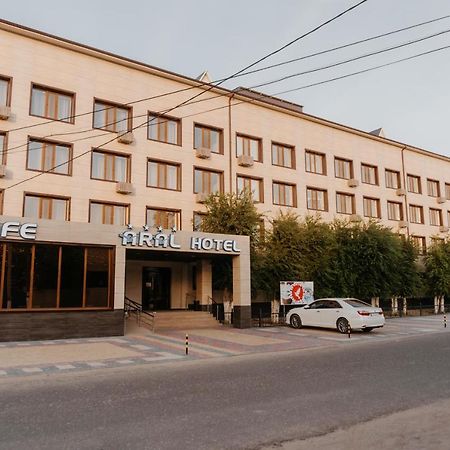 Aral Hotel Luaran gambar